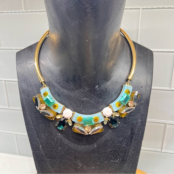 J.Crew Lucite and Crystal Collar Necklace Green Yellow Multi-Color Light Gold Ox - Picture 11 of 15